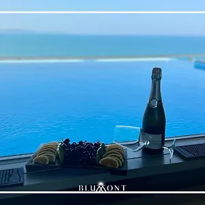 Luxury Rooftop By Blumont Hotel Shkallnur